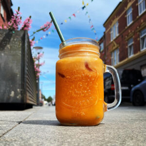 Mamma D's Friskpresset Juice